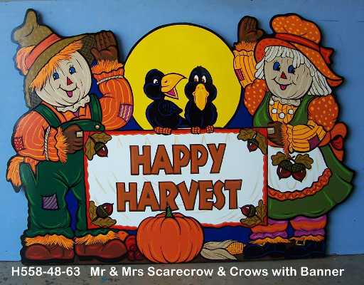 H558
Mr. & Mrs. Scarecrow & Crows with Banner